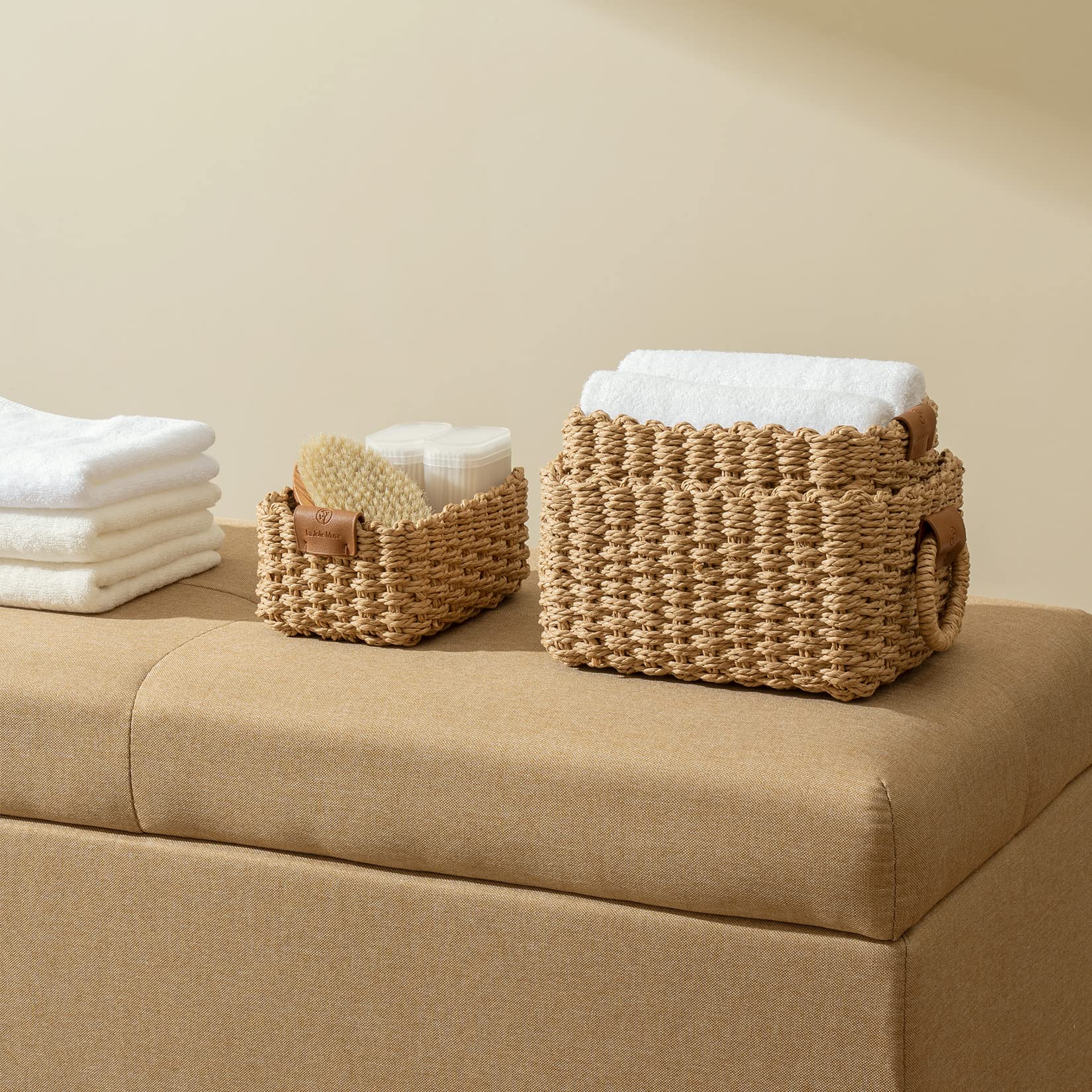 La Jolie Muse artisan weave closeup shows eco-friendly craftsmanship.