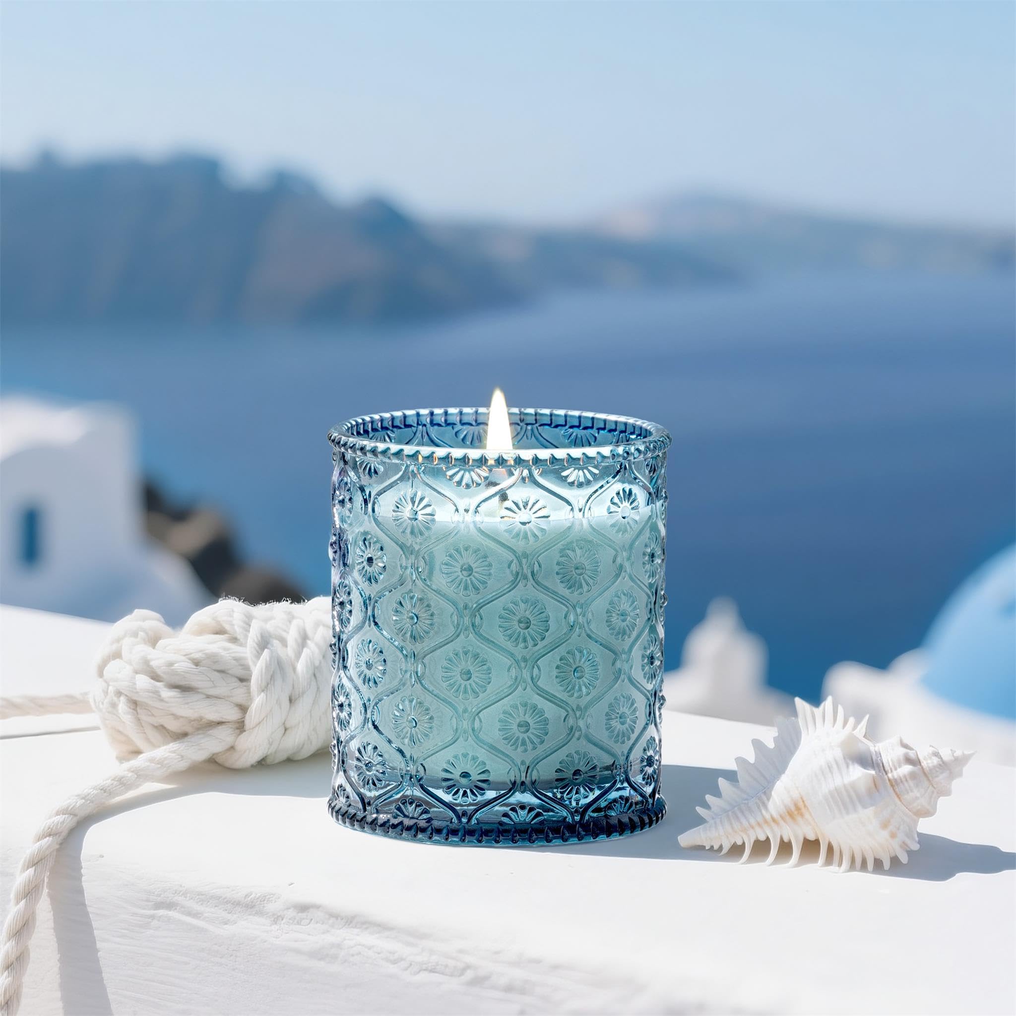 LA JOLIE MUSE packaging uses recyclable materials and a reusable embossed jar.