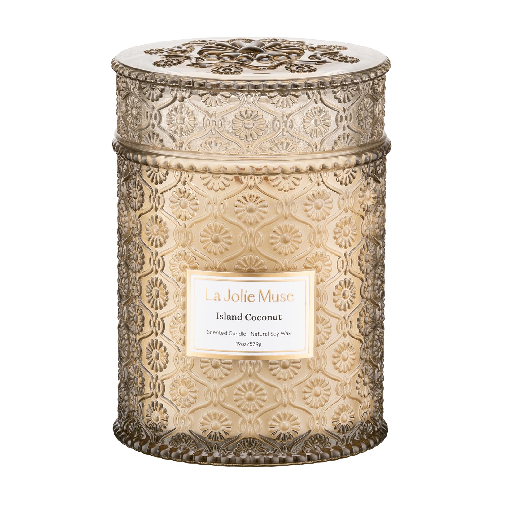 La Jolie Muse vanilla coconut candle jar close-up highlighting premium craftsmanship and inviting aroma.