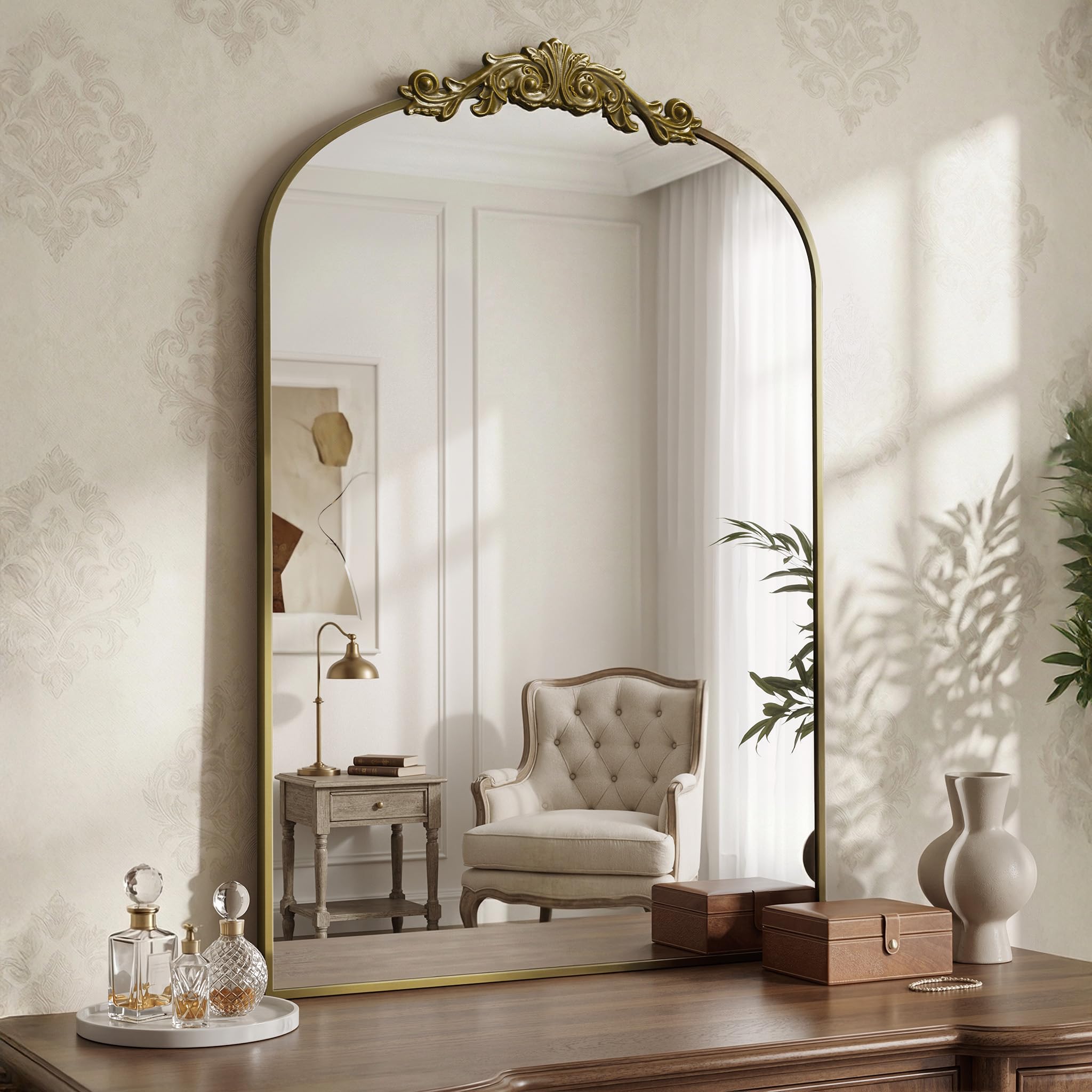 LadyNow antique bronze aluminum frame adds timeless charm to bathroom spaces.
