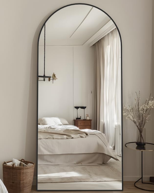 LadyNow full-length mirror with arched design in black for full outfit viewing