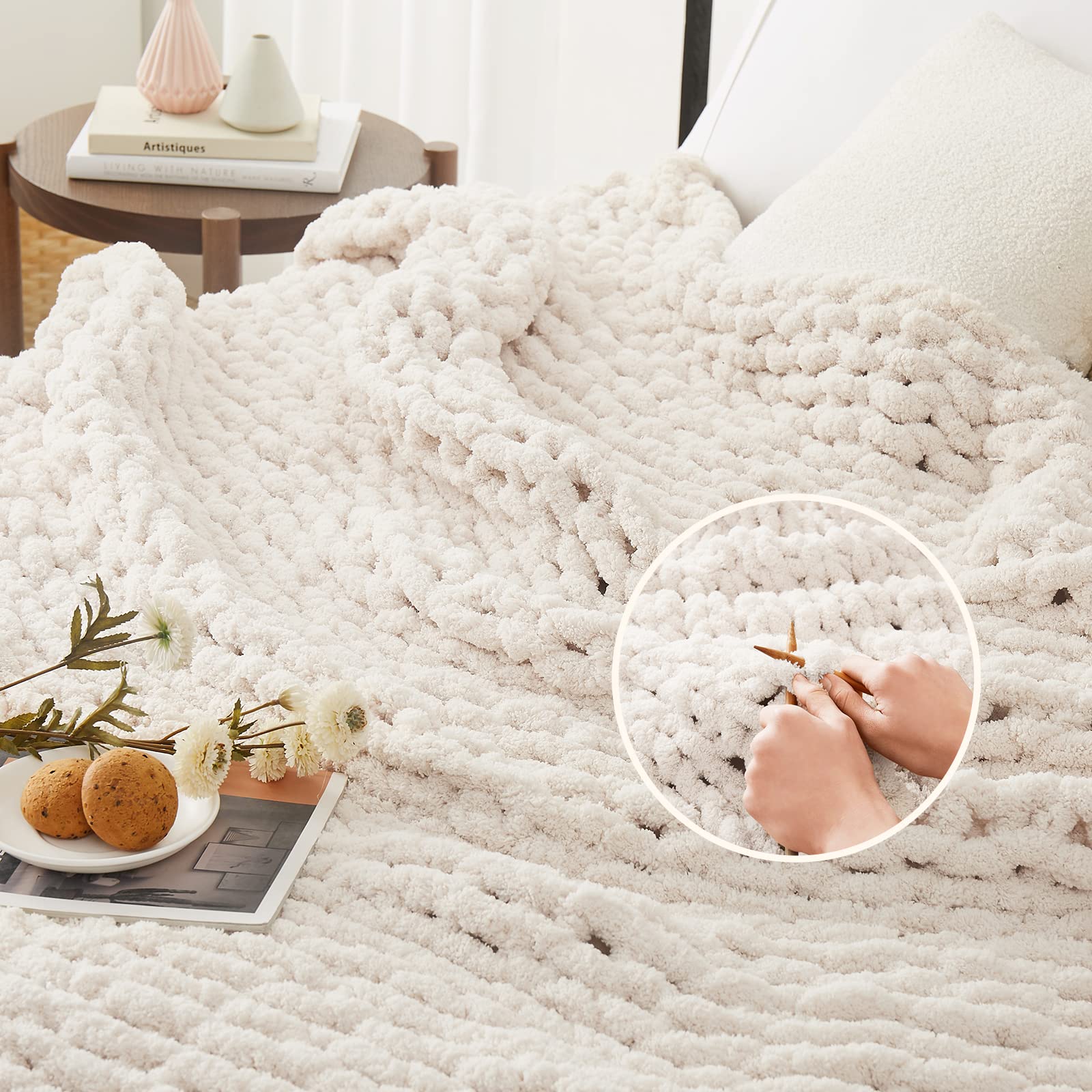 L'AGRATY close-up shows dense knit texture and plush softness.