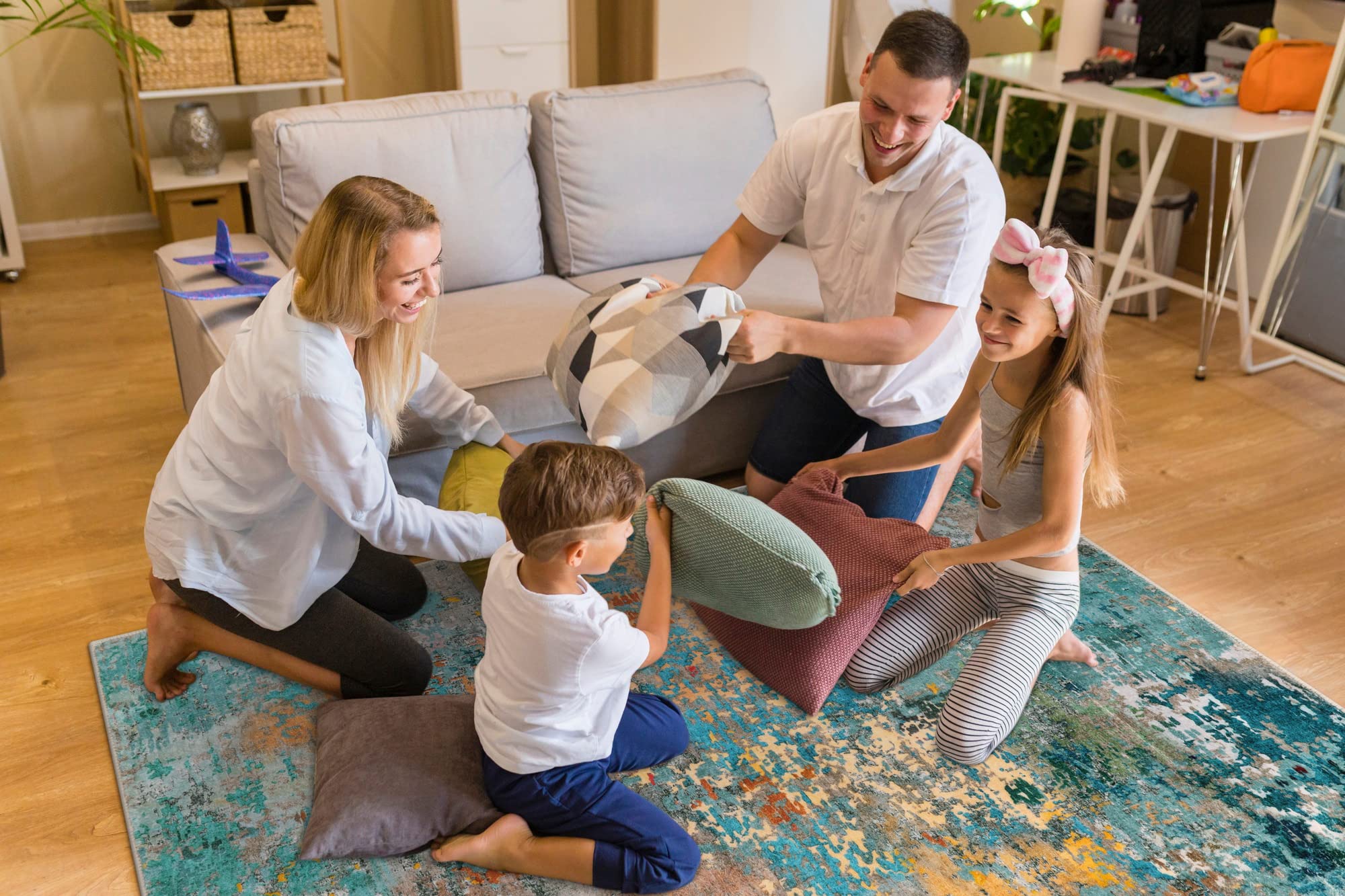 Lahome dining room entry rug adds color and style