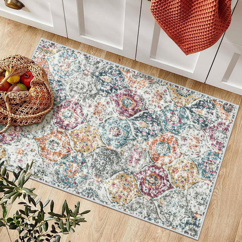 Lahome Elise Aqua/Multi machine-washable rug for easy cleaning.