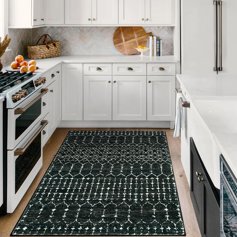 Lahome 0.15 inch rug great for high-traffic spaces.