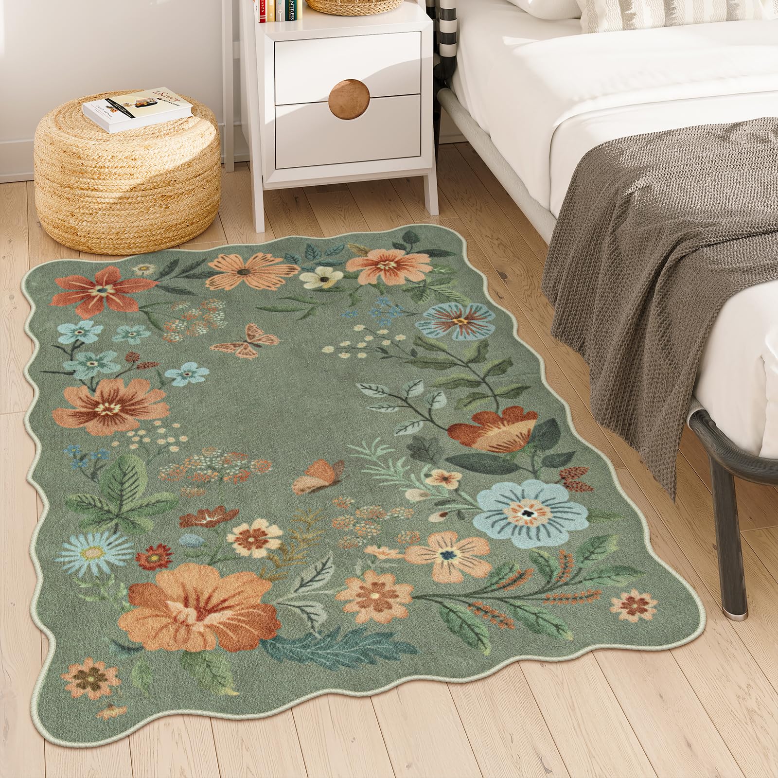 Lahome floral washable rug 4x6 green, closeup flower pattern enhances bedroom coziness
