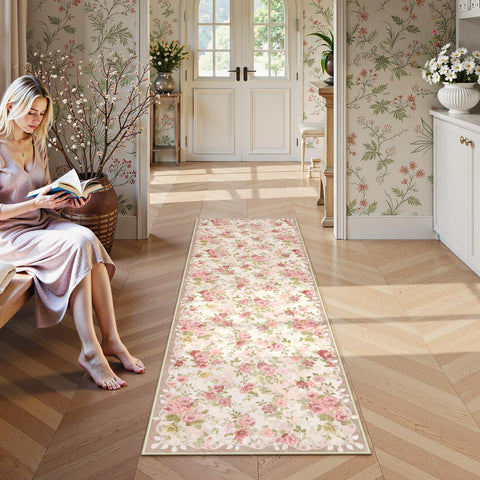 Lahome kid and pet friendly rug withstands daily life.