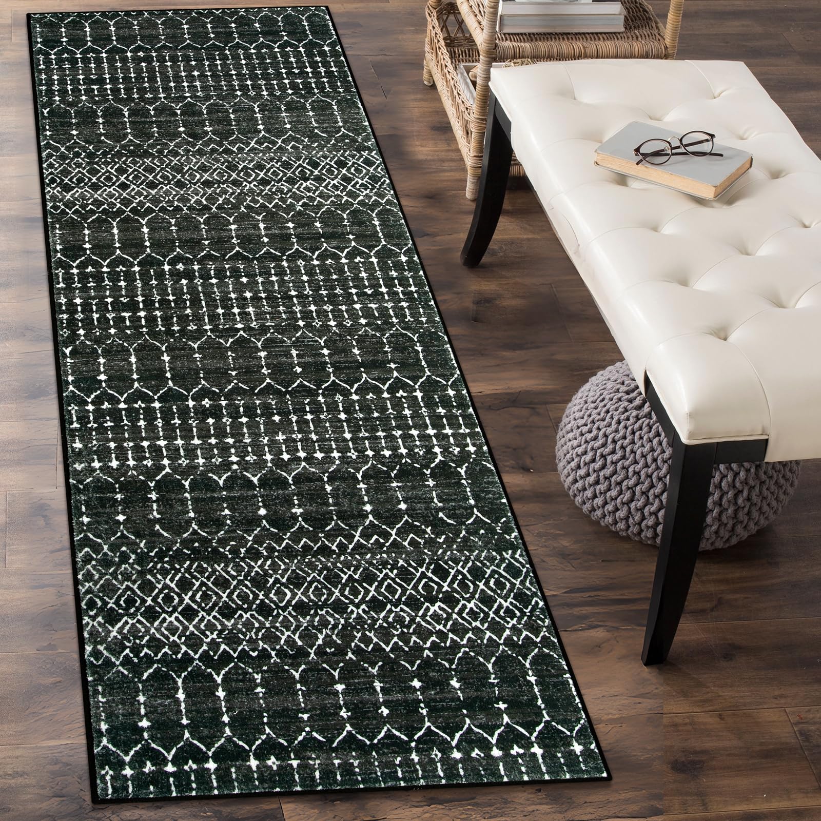 Lahome Moroccan Black 2x8 rug machine-washable for simple cleaning and care.