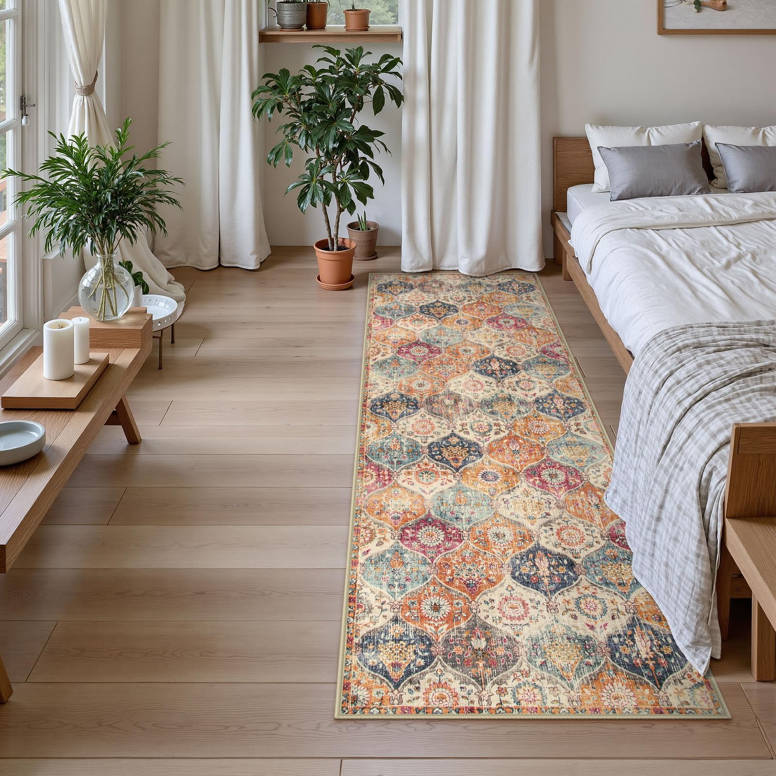 Lahome pet-friendly rug handles pet dander and hair without snagging.