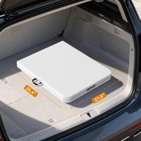 Integrated carry handle on Lakhow 6ft folding table.