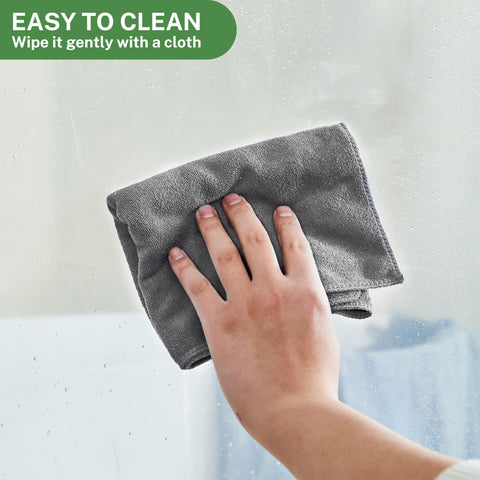 Lameirose bathroom scene with dorm-friendly 3-in-1 set, compact and versatile.