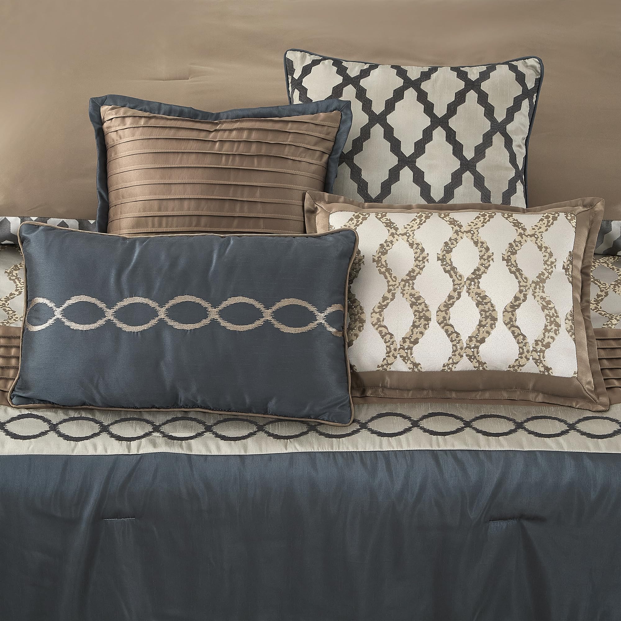 LANCO Modern Lifestyle euro shams 26x26 to enhance layered bed decor.