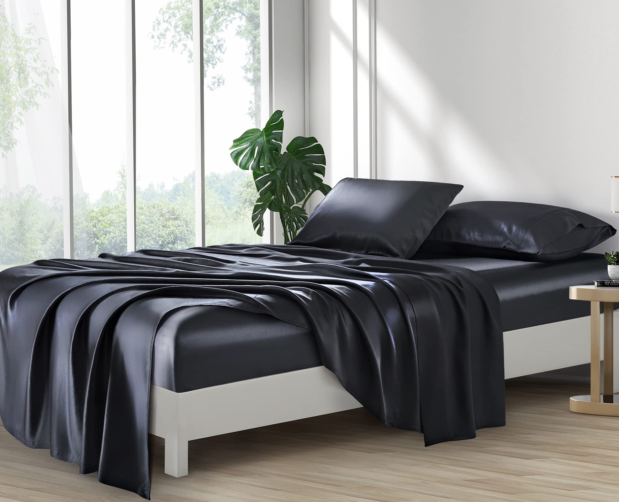 Lanest Housing cooling satin texture on bed ideal for year-round comfort