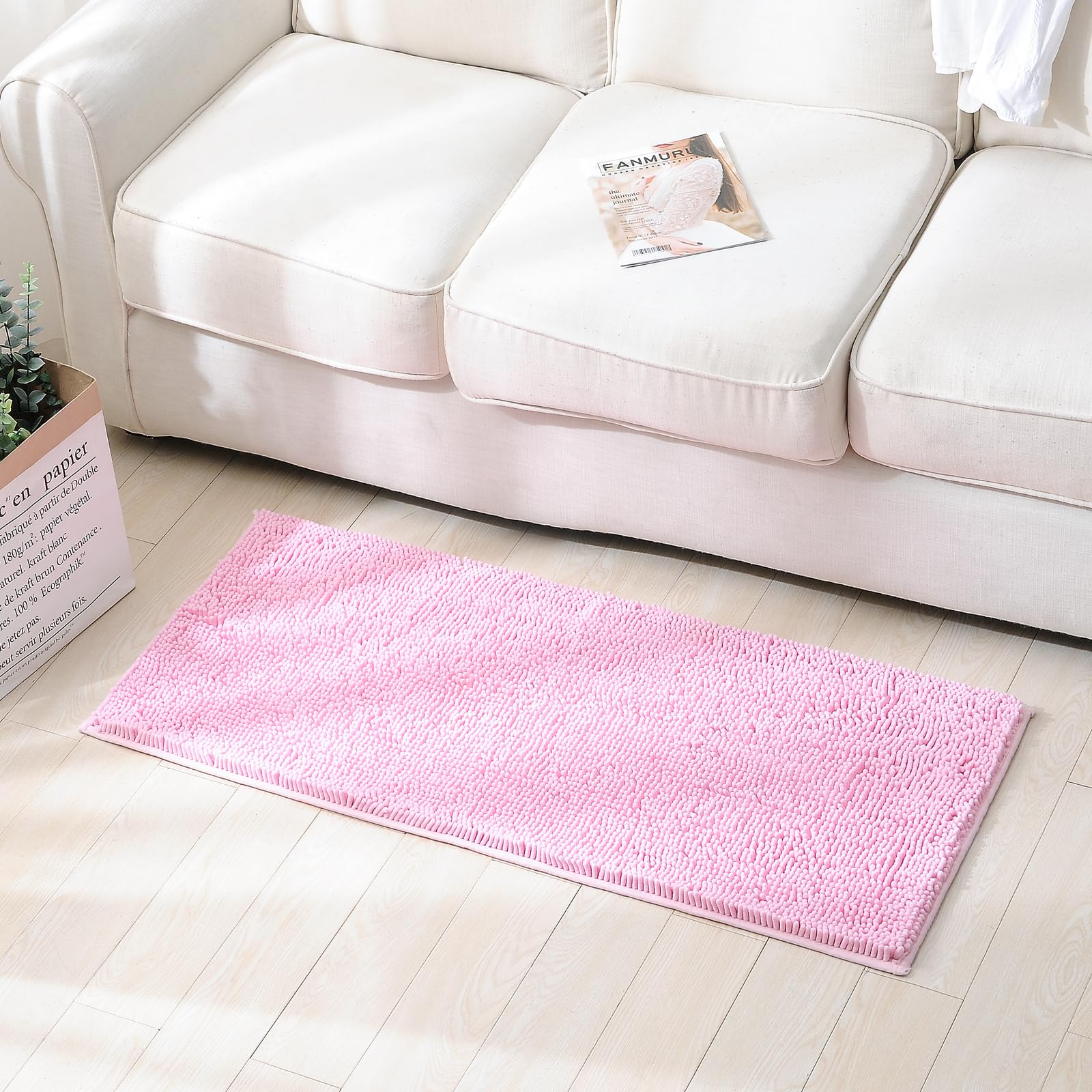 LanYunUmi Pink cozy bathroom decor for everyday routines.