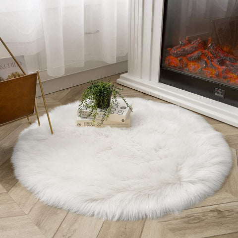 Latepis rug with plush fur back enhances bedroom comfort and softness.
