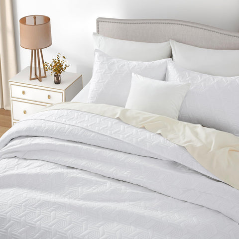 Lavsiry brushed microfiber fabric feels silky and promotes easy care.