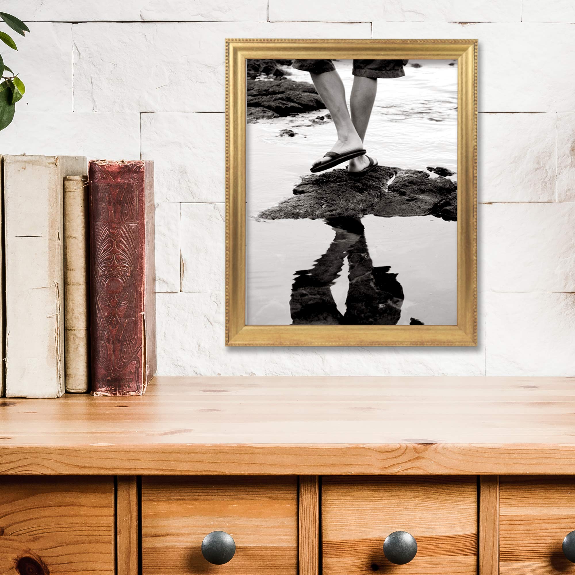 Lawrence Frames includes high definition glass to protect photos with clear viewing.