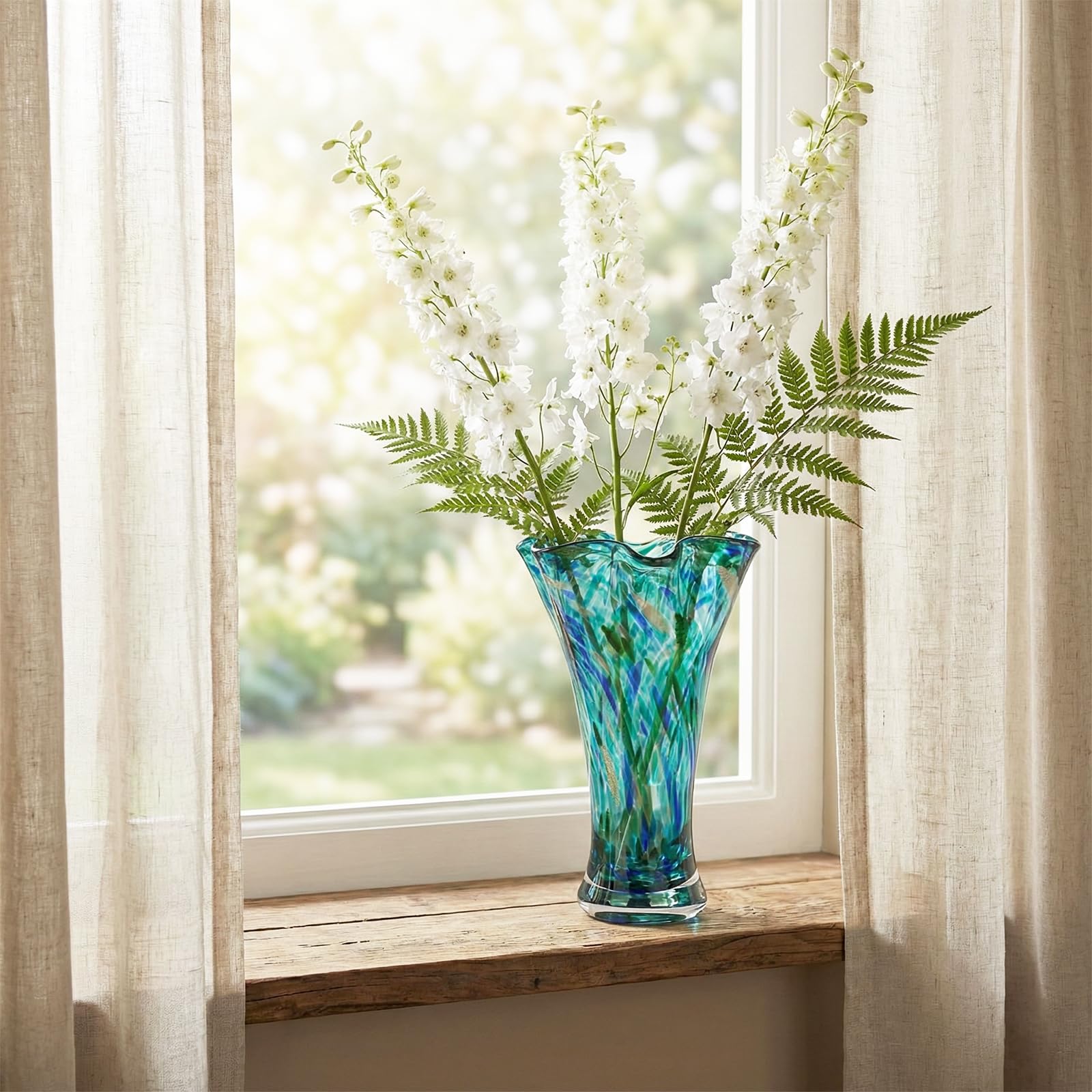 LCCCK unique glass vase makes a memorable, tasteful gift.