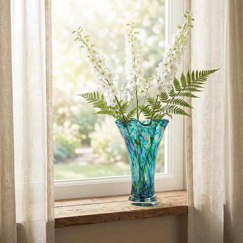 LCCCK unique glass vase makes a memorable, tasteful gift.