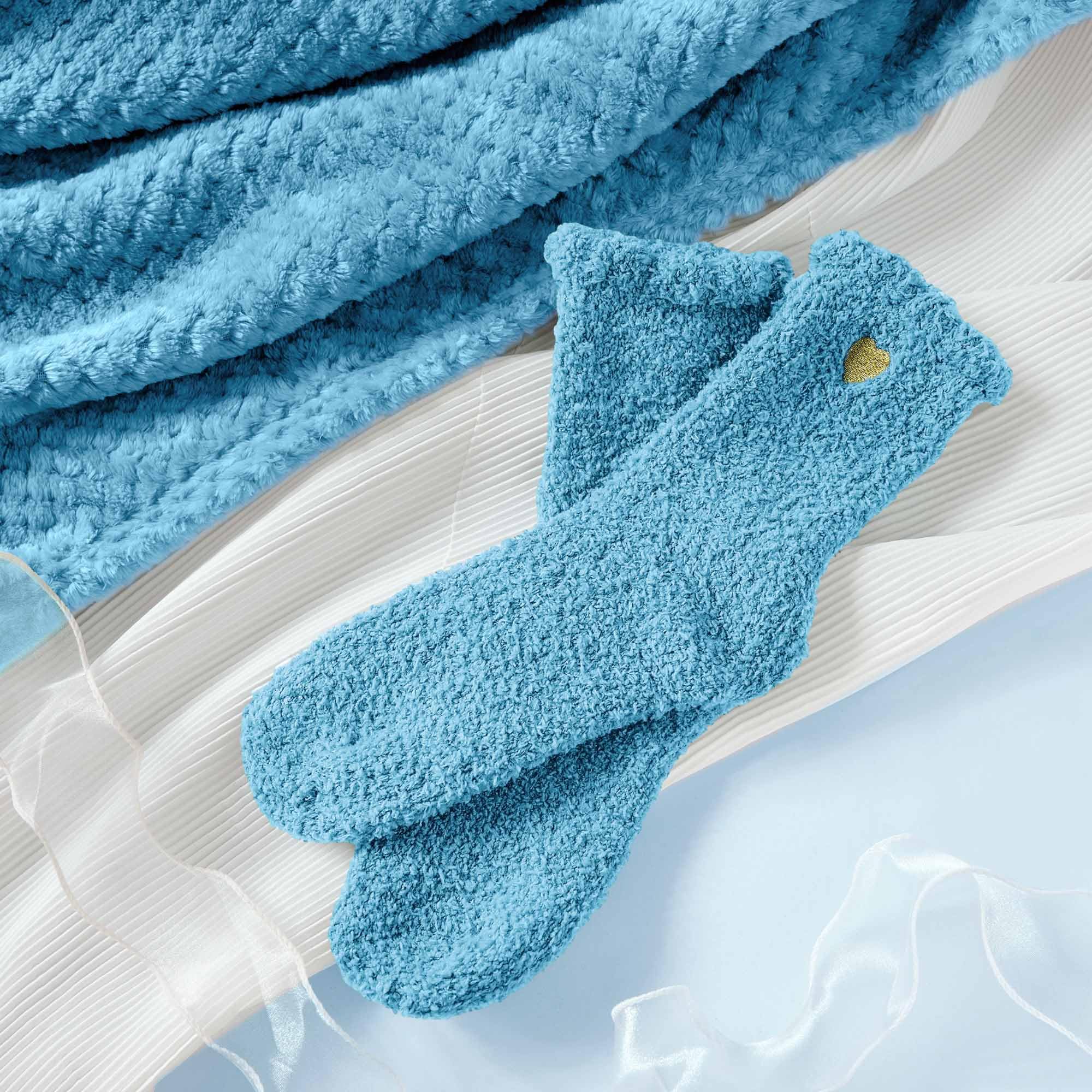 LE CADEAU fuzzy socks add warmth during downtime rituals