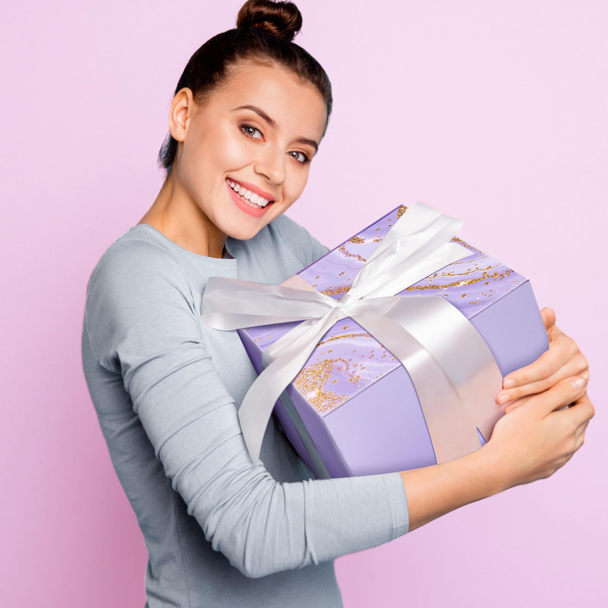 LE CADEAU gift card and elegant box ready for gifting
