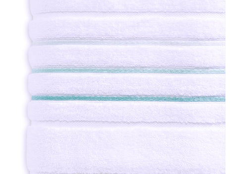 Le Fil Blanc large bath towels measure 55 x 28 inches for full-body coverage.
