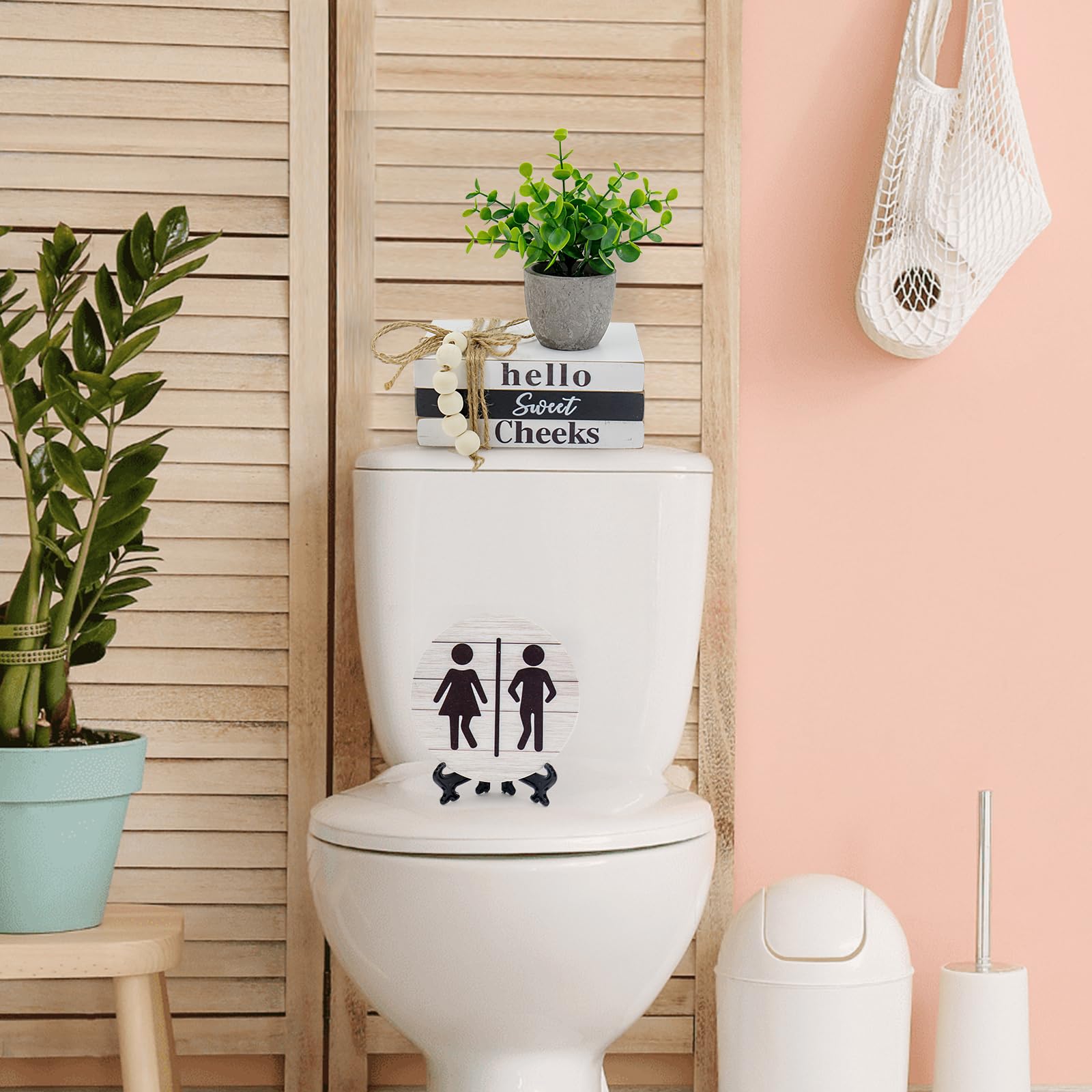 Lebsitey gift-ready bathroom decor set makes a thoughtful festive present.