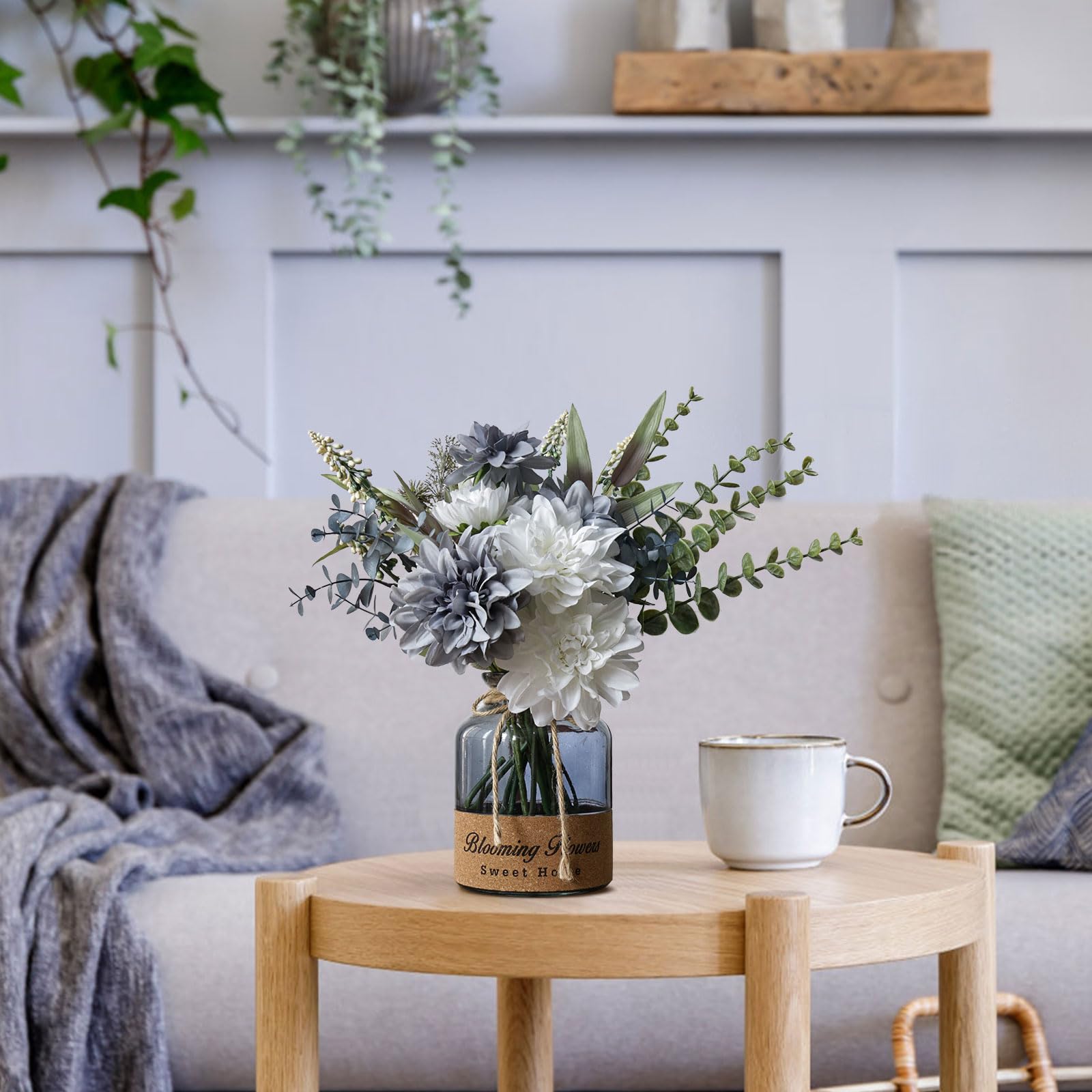 Leftover dining room centerpiece pairs well with seasonal tablescapes.