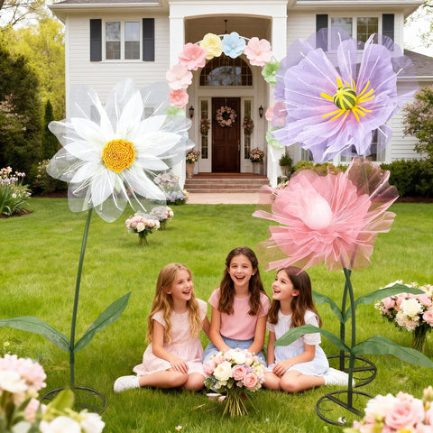Leinuosen outdoor display with sturdy bases stands tall