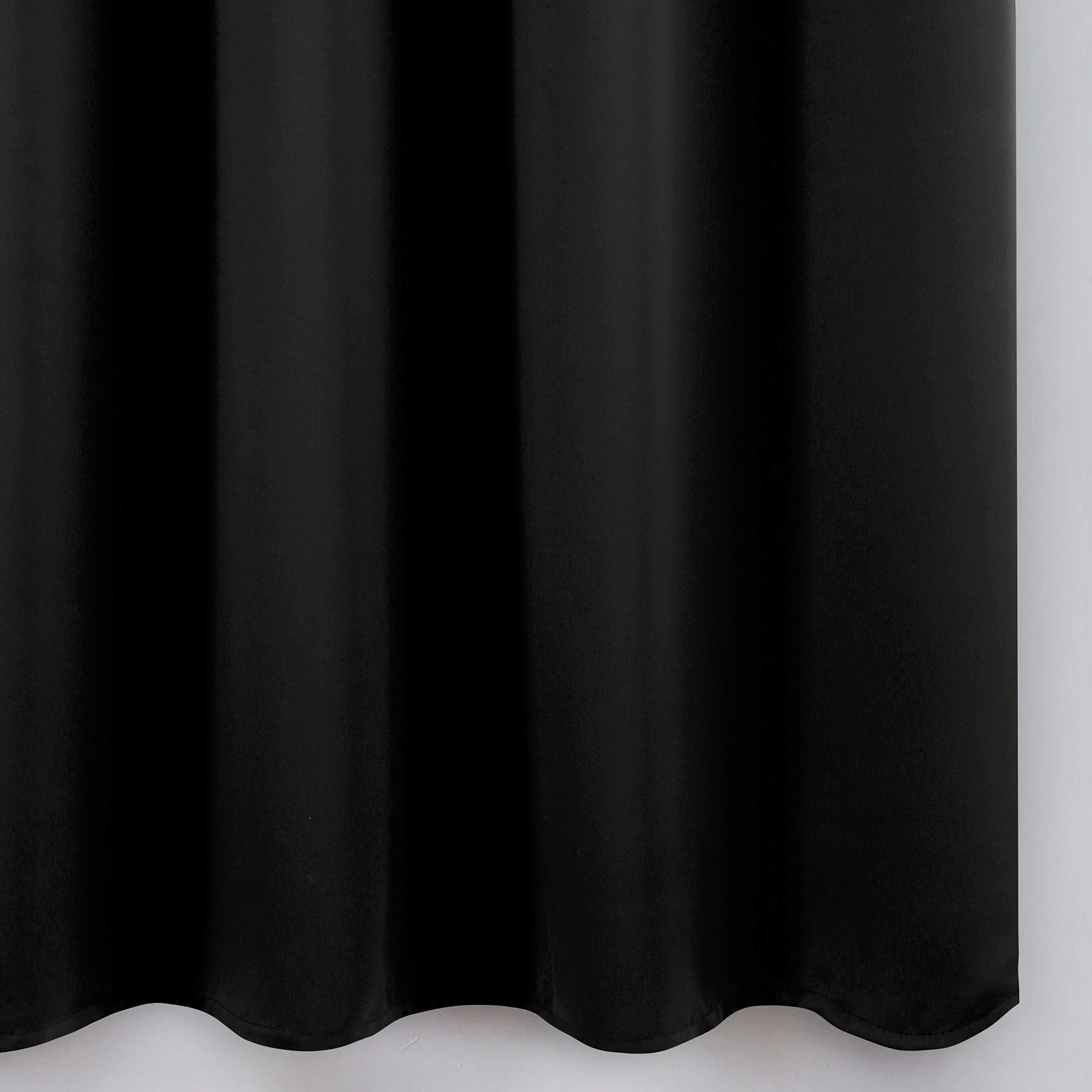 LEMOMO 100% polyester curtains offer a soft, smooth feel.