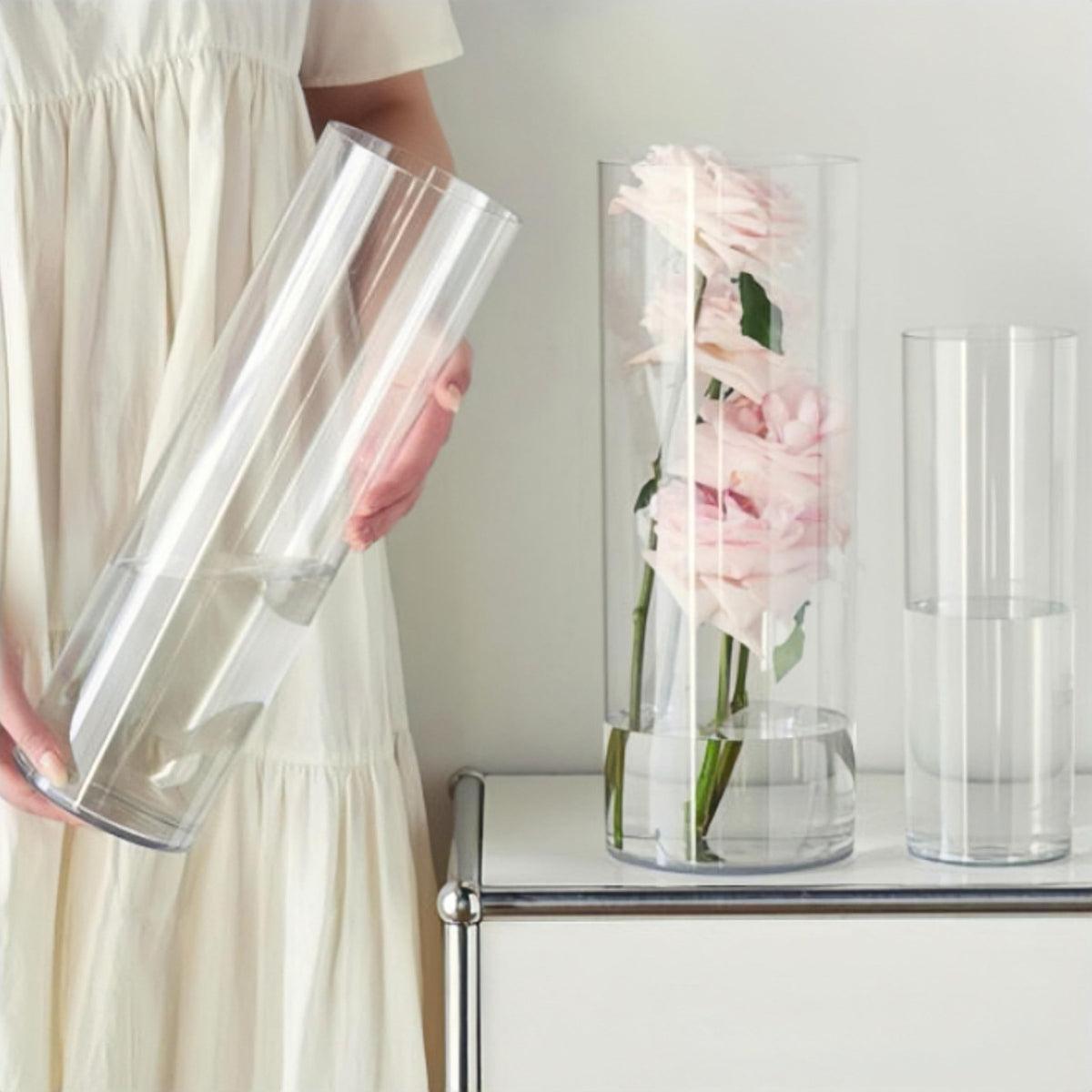 Lesediy 3-clear acrylic cylinder vase set with crystal clarity for petite arrangements.