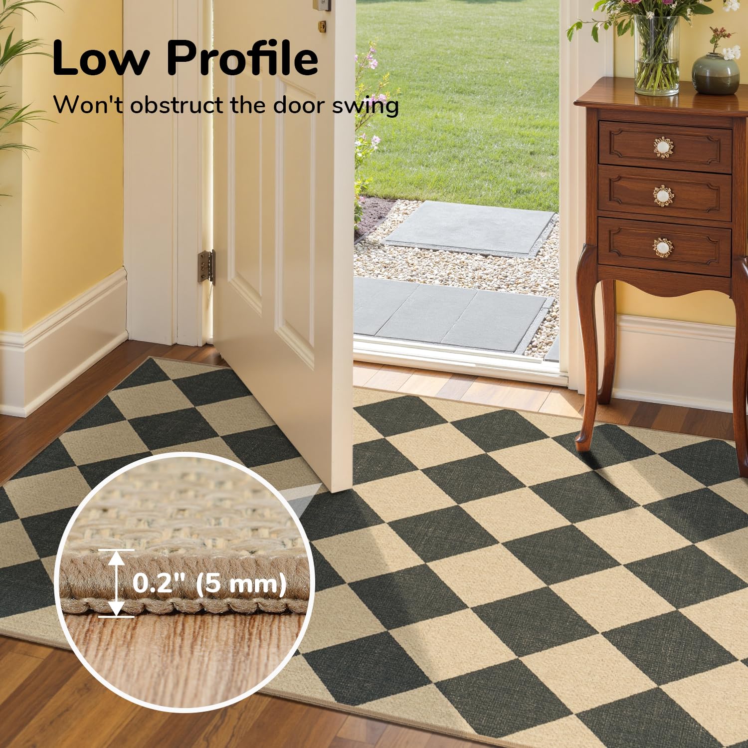 Lessymo checkered rug flat-woven design minimizes shedding and snag-free movement.