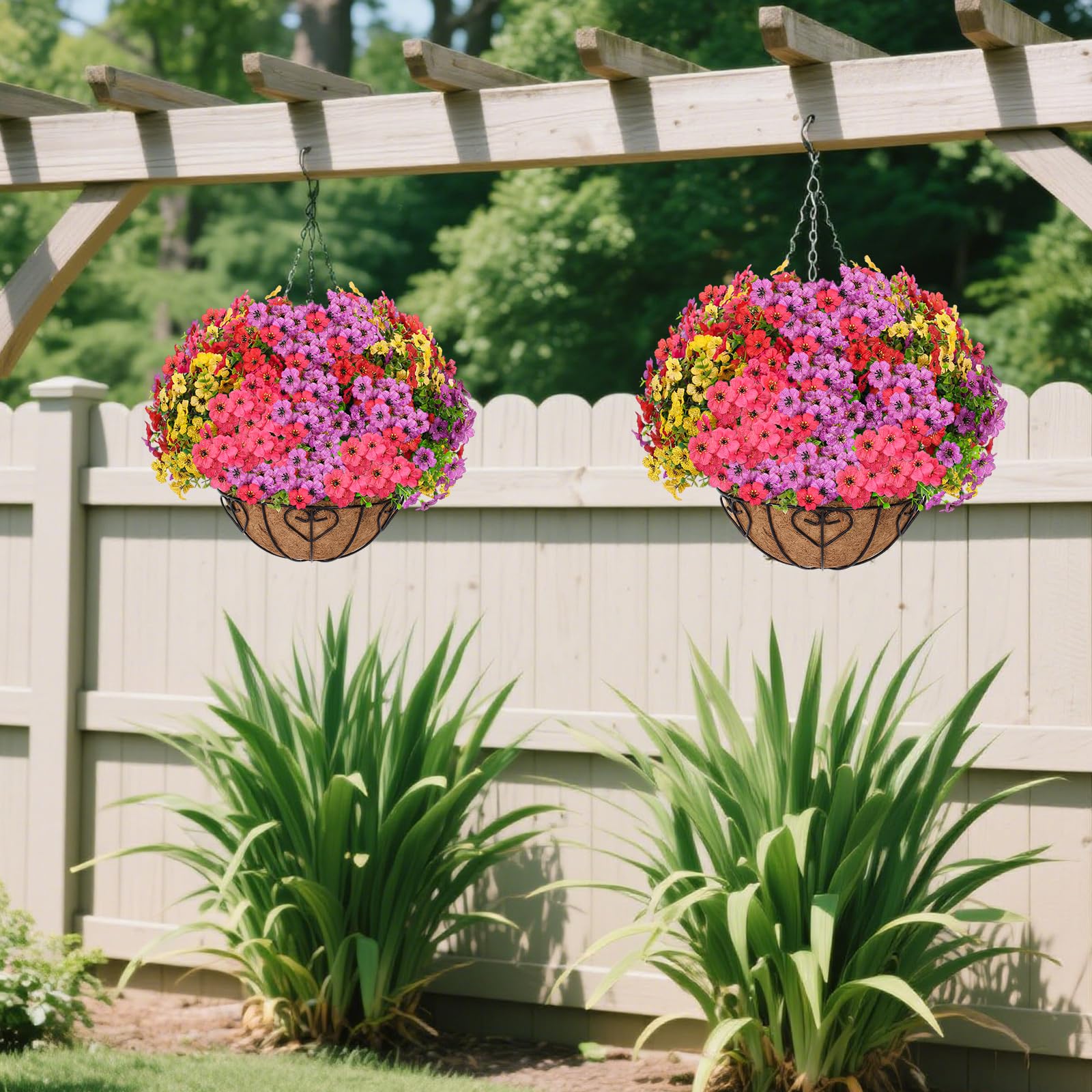LetuoClips fade-resistant blooms stay vibrant for seasons.