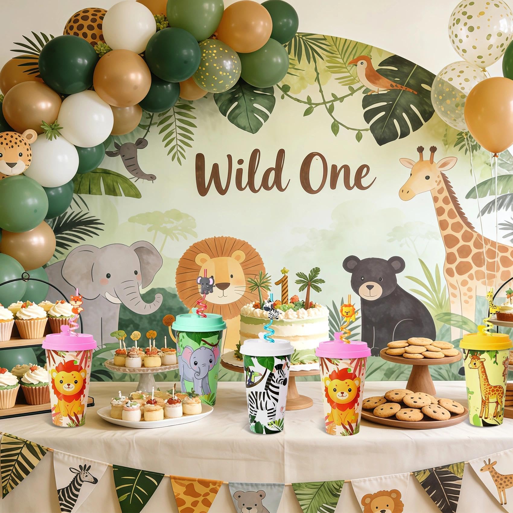 Lidmada Jungle Animal straws close-up, extended length for comfy sipping.