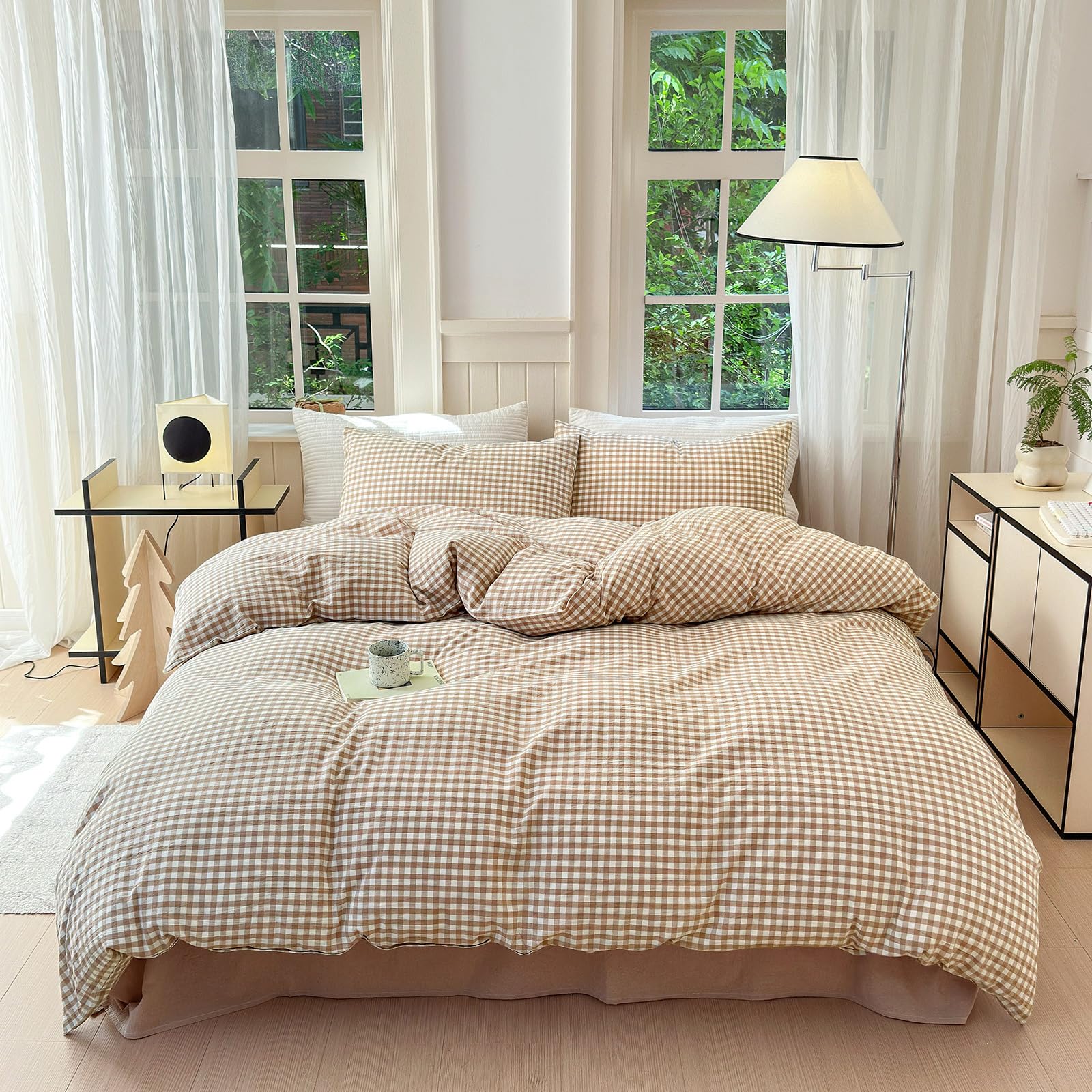 LifeTB durable double-stitched comforter, enhanced stitching helps prevent filling shifting.