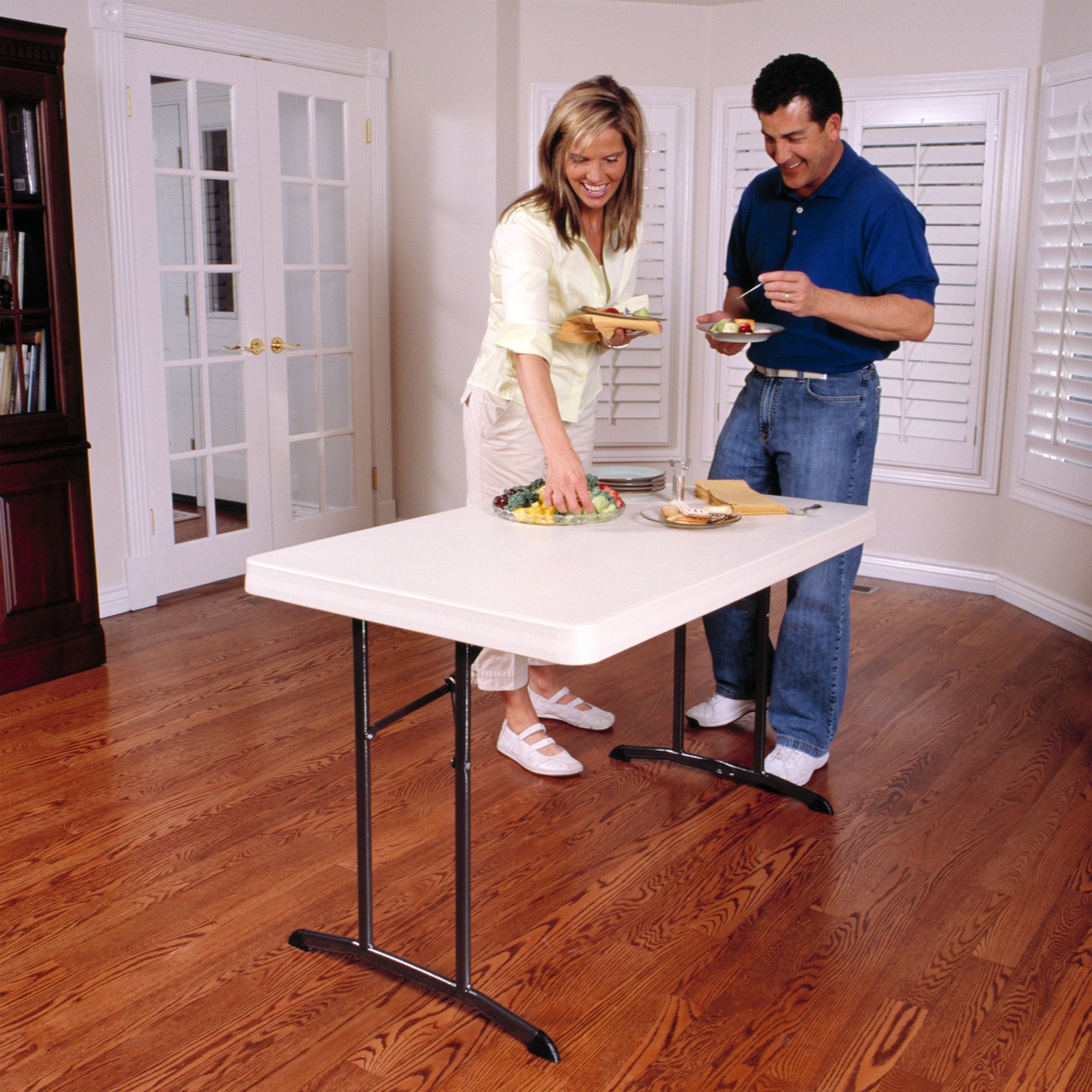 Lifetime 80568 weather-resistant finish suits both indoor and outdoor setups.