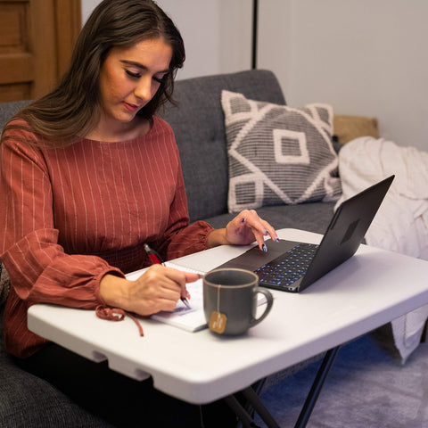 Lifetime laptop table open shows 30x20 inch workspace