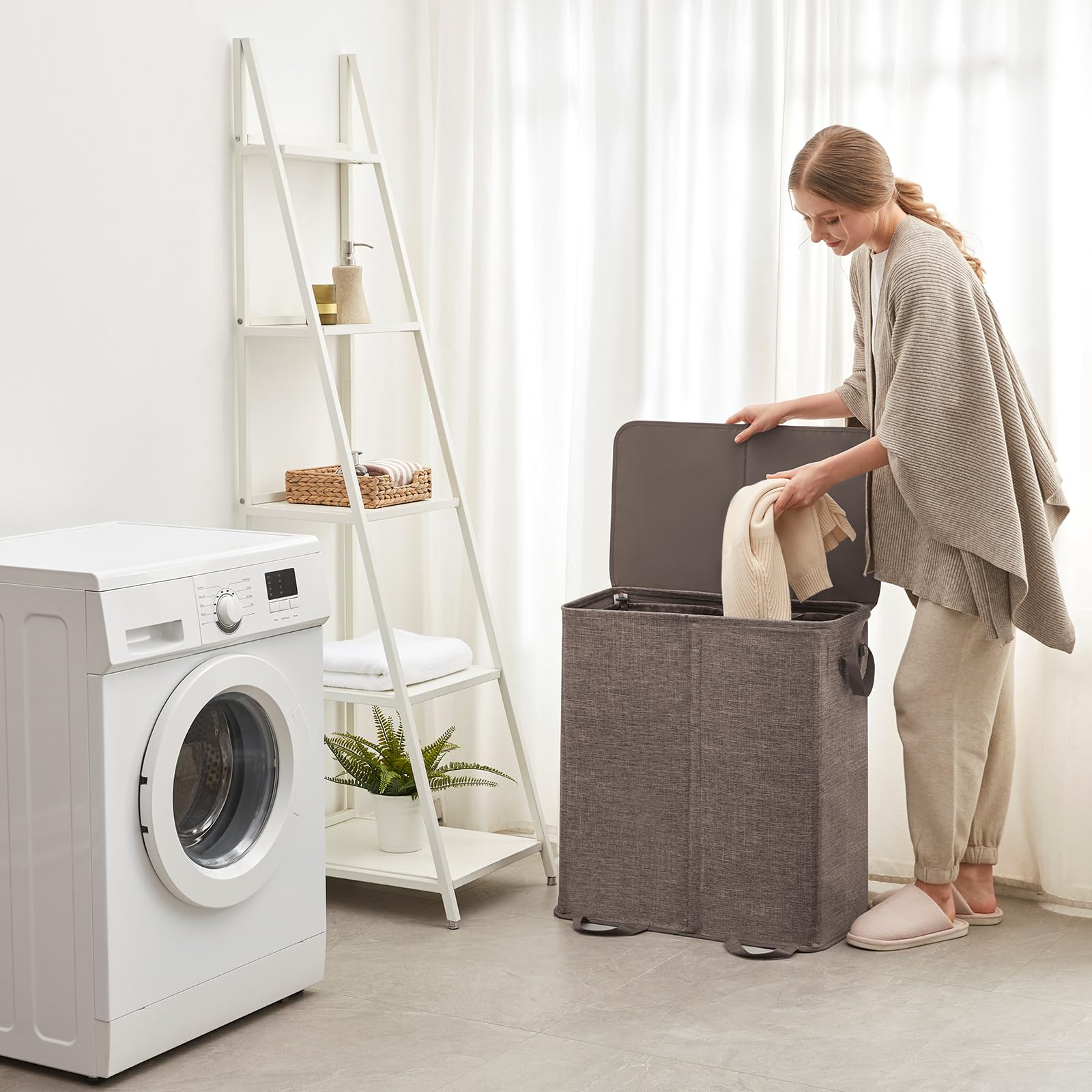 Lifewit durable 300D fabric and sturdy rods for daily use.