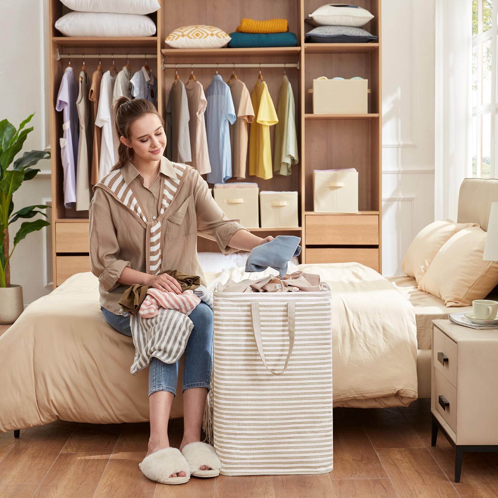 Lifewit laundry basket 80L suitable for bedroom, laundry, dorms, or travel.