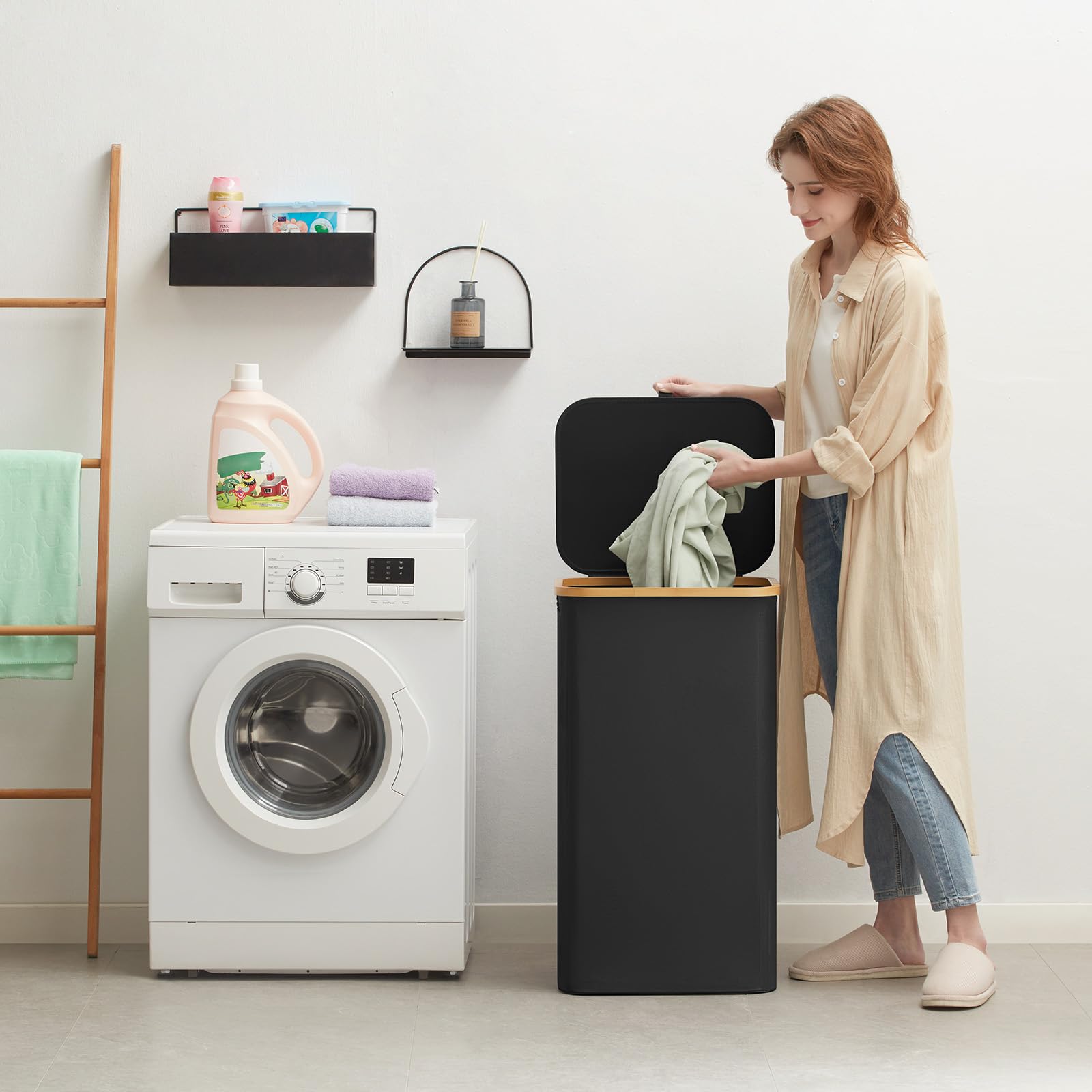 Lifewit basket with removable inner bag for easy sorting and washing.