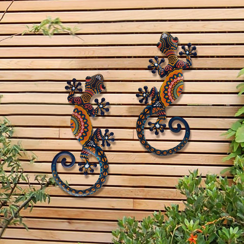 LIFFY two-piece lizard wall art coordinated accent display