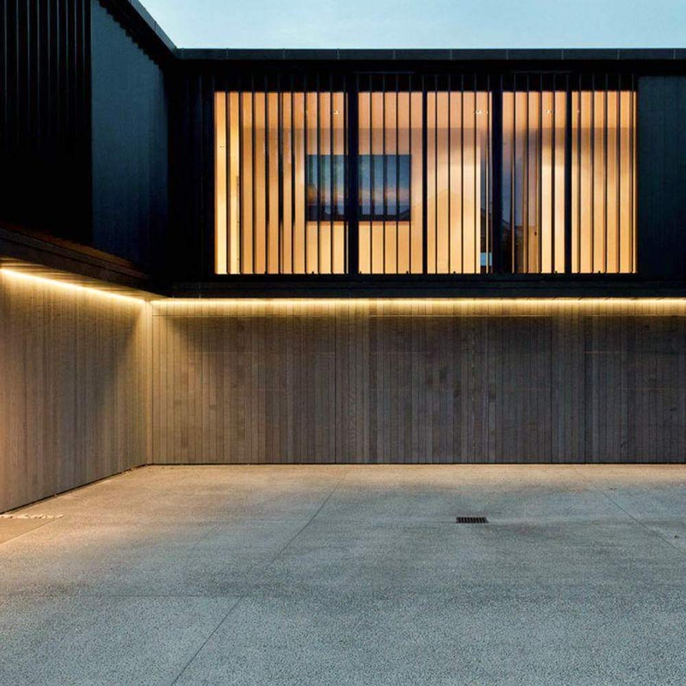 Lighting EVER LE rope light ideas for porch, railing, and garden paths