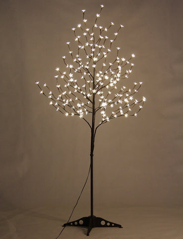 LIGHTSHARE bendable branches on cherry blossom tree allow custom layouts.