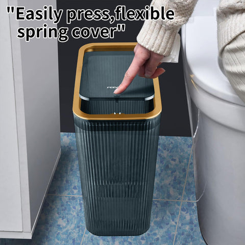 Lingerlanden odor-proof press-top lid keeps odors contained.