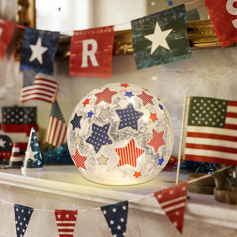 Liooty compact three-pack adds cohesive holiday accents to any space.