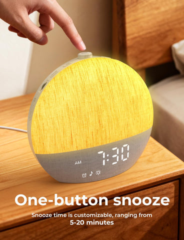 LIORQUE Sunrise Alarm Clock screen-off mode for dark bedrooms.