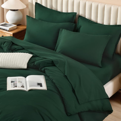 Litanika fitted sheet with 14-inch pocket keeps the mattress secure during restless sleep.