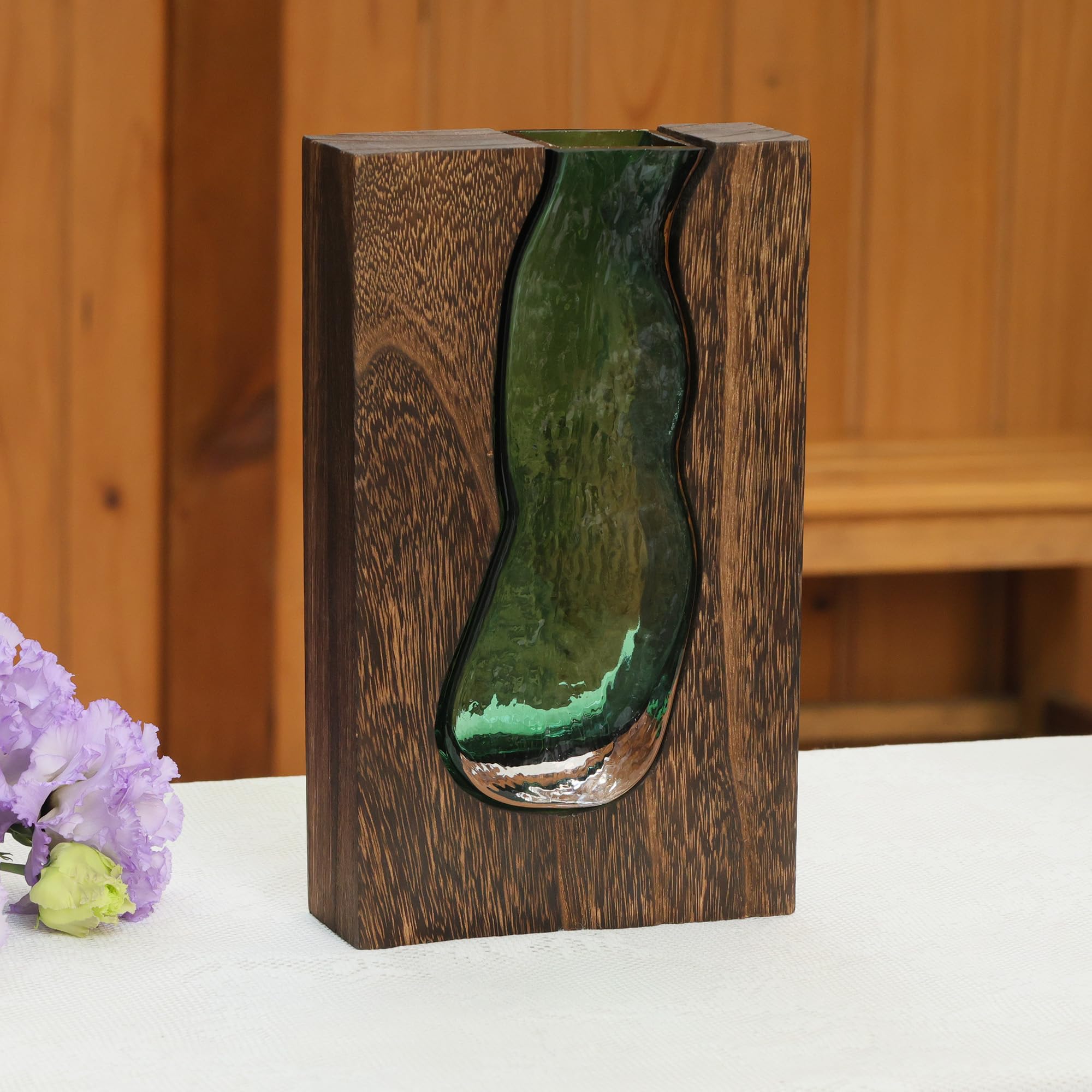 LITIVY wood-glass inlay vase with flowers demonstrates versatile centerpiece options.