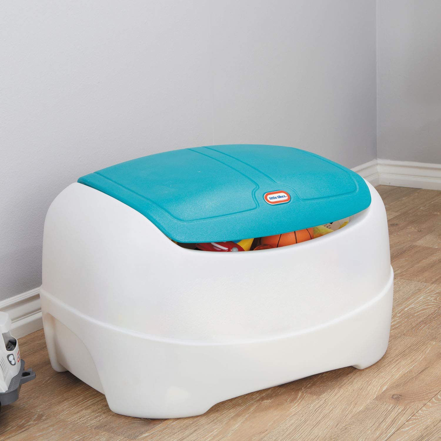 Little Tikes Play 'N Store toy chest with a large interior for easy toy organization.