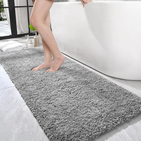 LOCHAS bath rug with soft microfiber pile offers cloud-like comfort and gentle absorbency.